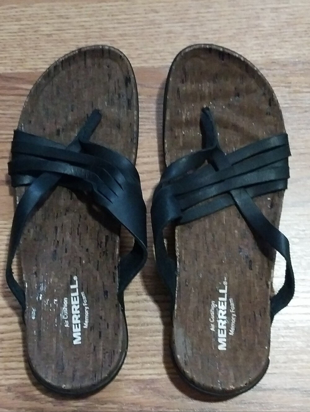 Merrell Flip Flop Sandals Women Size 9 Black Leather Memory Foam Sandals